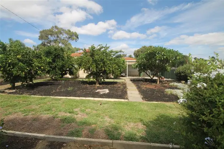 170 Third Avenue, Kelmscott WA 6111