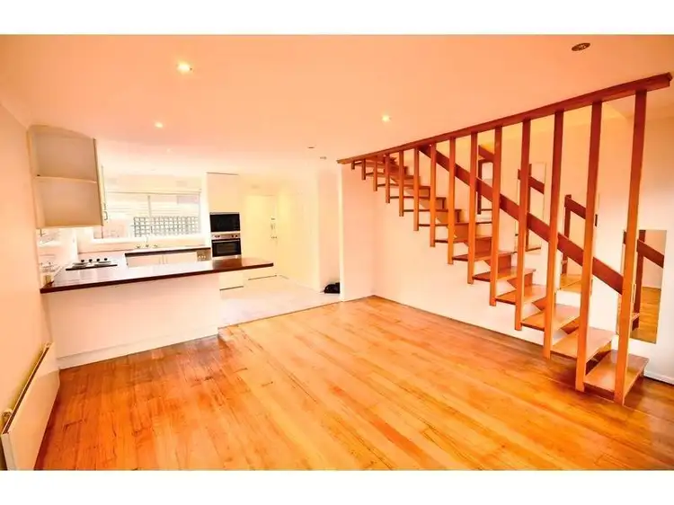 2/4 Woodlands Road, Heathmont VIC 3135