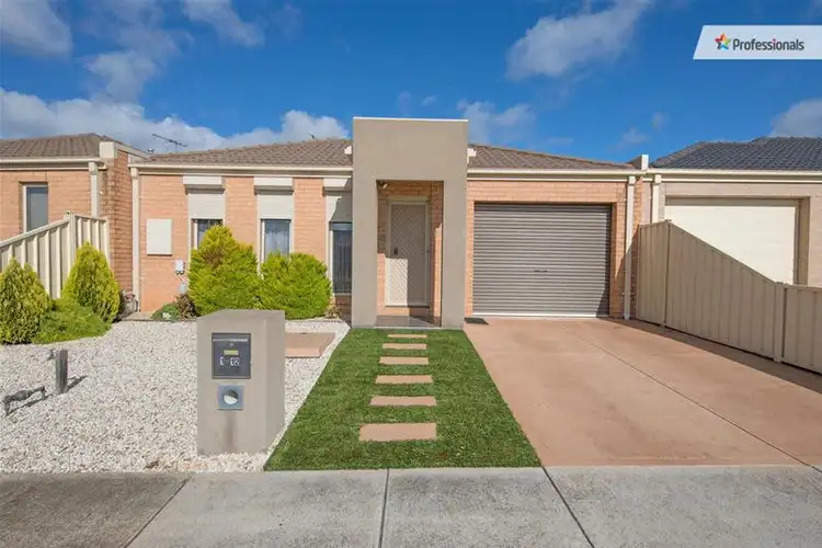 1/12 Maximus Court, Kurunjang VIC 3337