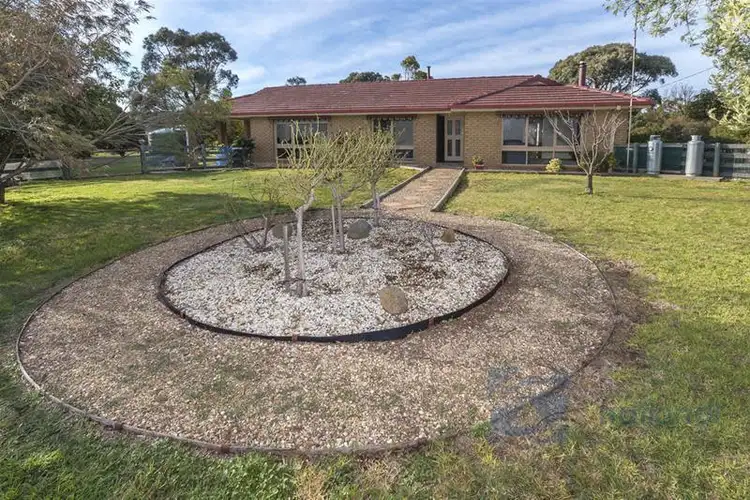 58-60 Burgess Road, Kilmore VIC 3764