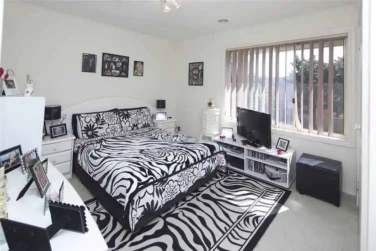 Second view of Homely house listing, 3 Sheridan Court, Endeavour Hills VIC 3802