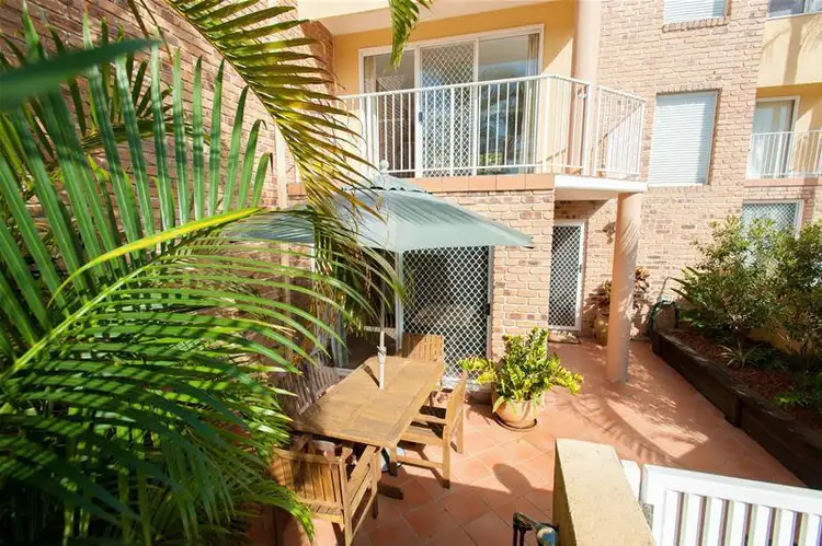 Sixth view of Homely unit listing, 2/15 Alice Street, Alexandra Headland QLD 4572