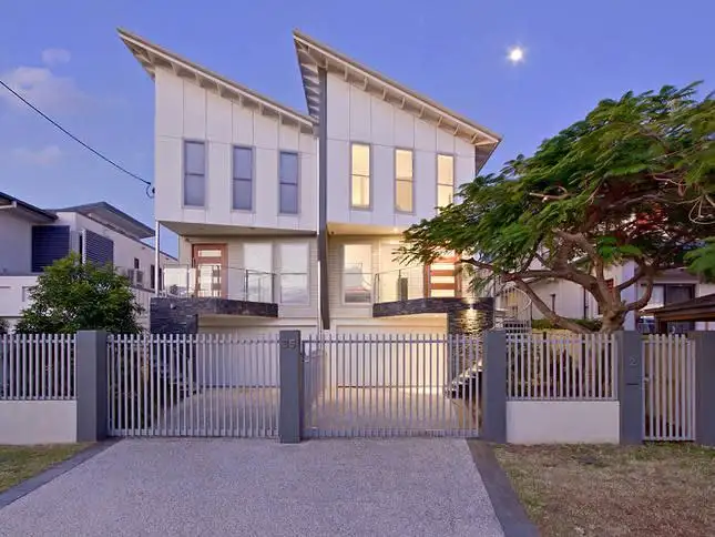 2/35 Dolphin Avenue, Mermaid Beach QLD 4218