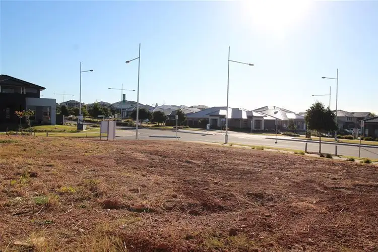 3182 The Straight, Oran Park NSW 2570