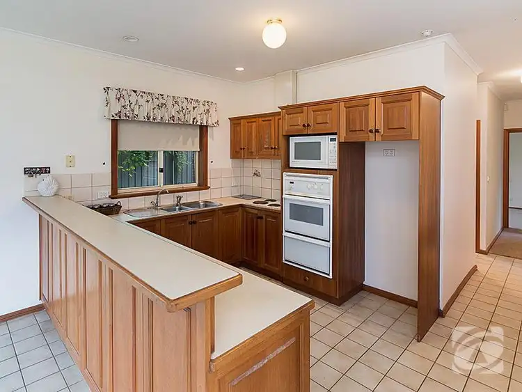 Sixth view of Homely house listing, 1/8 Hawthorn Road, Mount Barker SA 5251