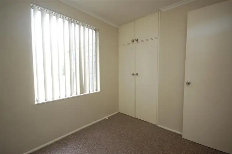 Fifth view of Homely apartment listing, 4/1a Joyes Place, Tolland NSW 2650