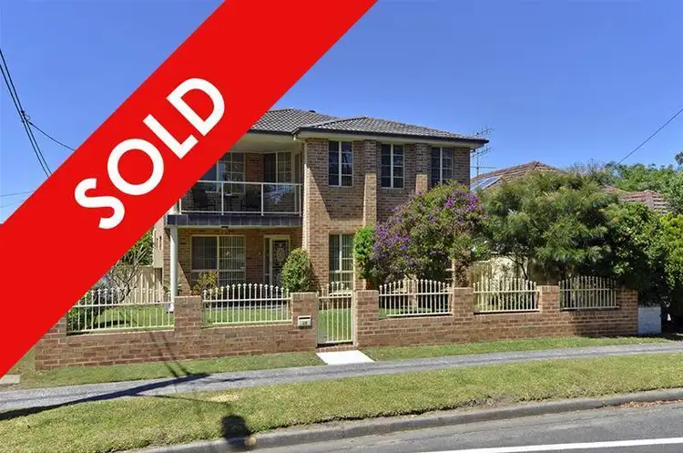 24 Picnic Parade, Ettalong Beach NSW 2257