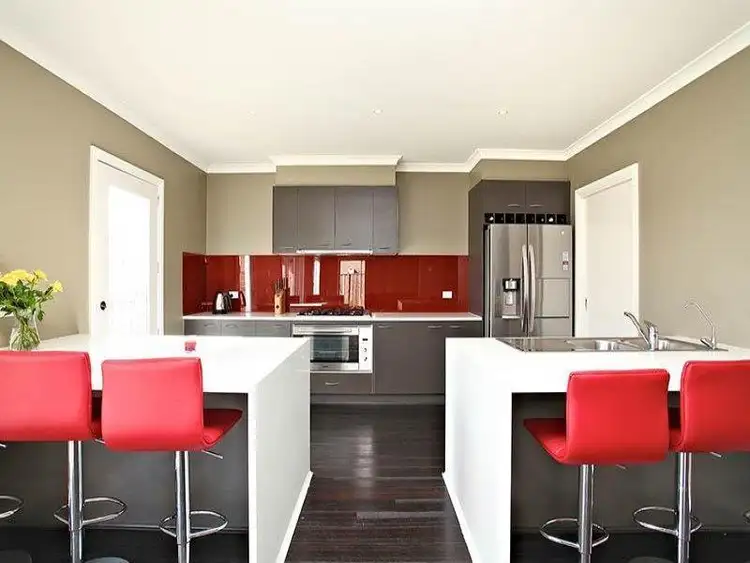 26 Hemsley Drive, Deer Park VIC 3023