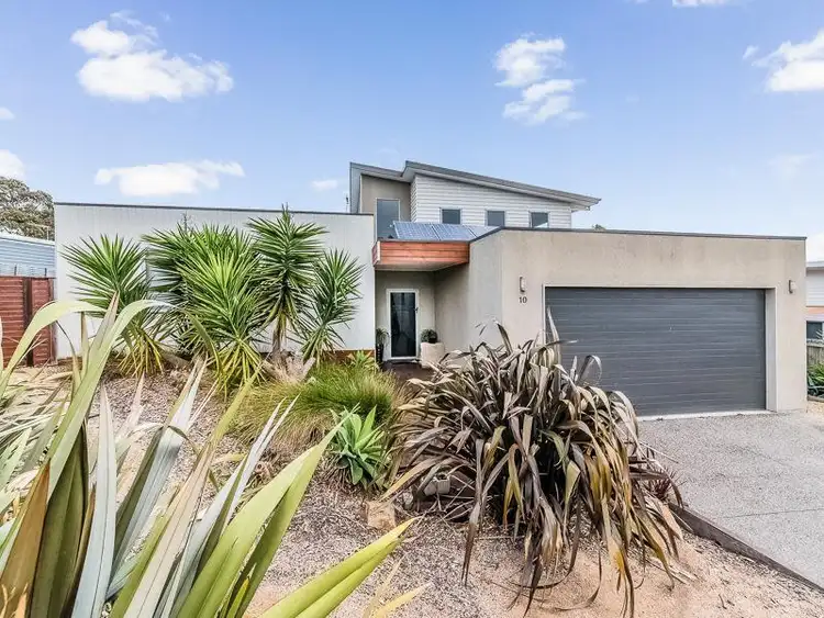 10 Spaven Court, Cowes VIC 3922