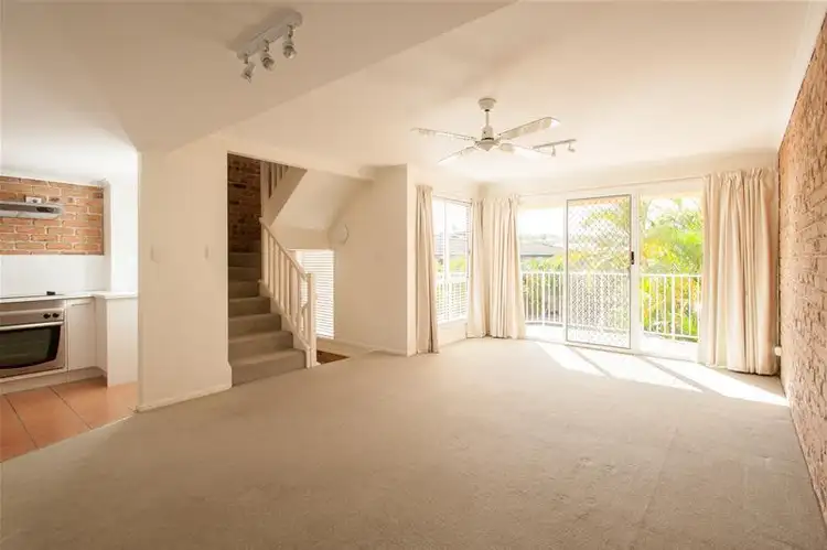 Third view of Homely unit listing, 2/15 Alice Street, Alexandra Headland QLD 4572