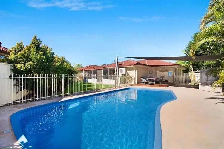 50 Harold Tory Drive, Yamba NSW 2464