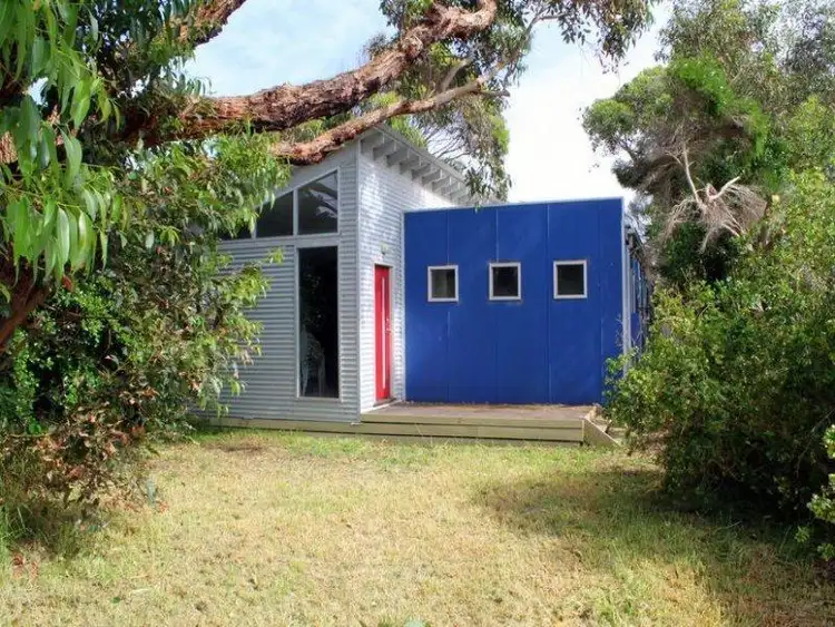 2 Cronulla Avenue, Cape Woolamai VIC 3925