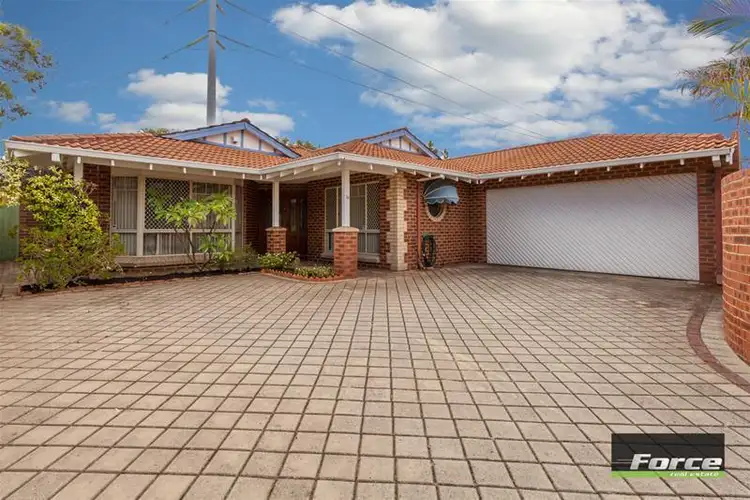 1b Grebe Street, Stirling WA 6021