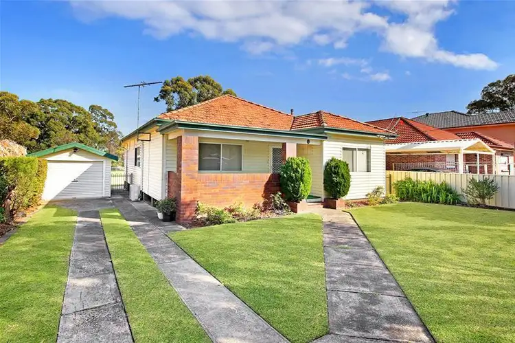 6 Mary Street, Regents Park NSW 2143