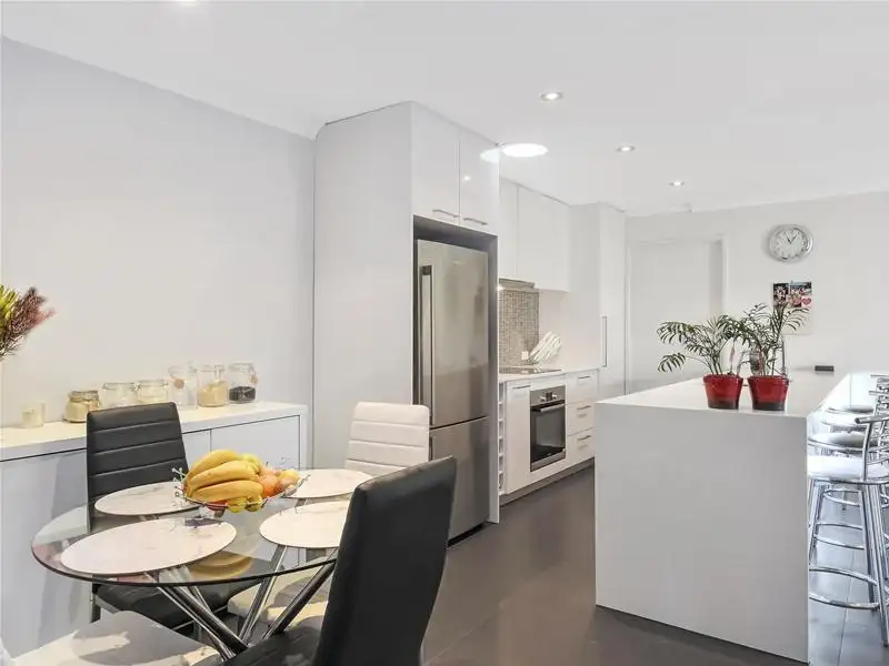 Main view of Homely semi-detached listing, 2/2 Summerwine Street, Burleigh Waters QLD 4220