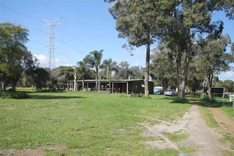 926 Rowley Road, Oakford WA 6121