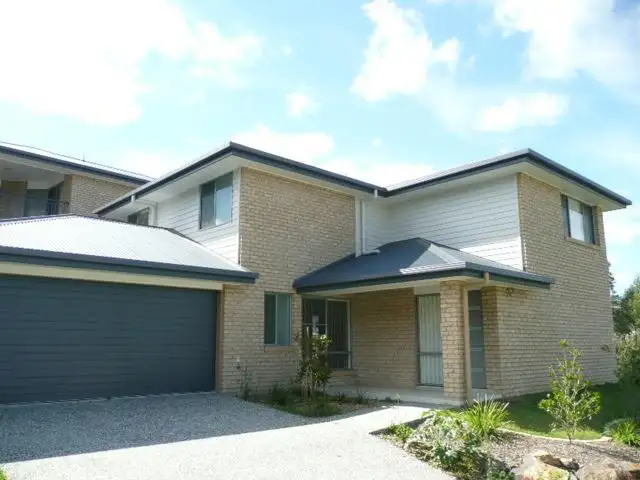 14 Maslin Chase, Pacific Pines QLD 4211