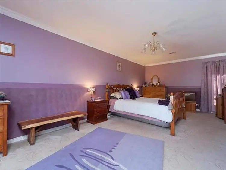 Fifth view of Homely house listing, 9 Kathryn Court, Sunbury VIC 3429