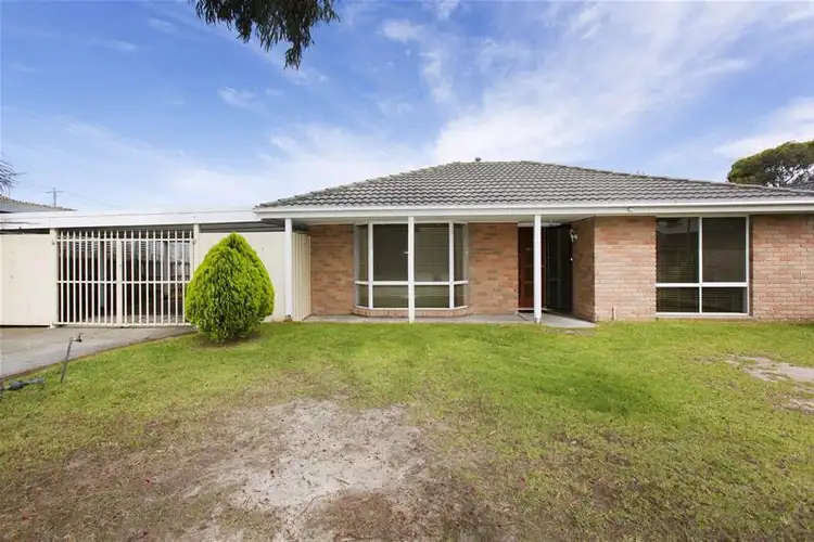 5 Belvedere Court, Hampton Park VIC 3976