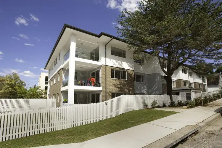 2/18 Redman Road, Dee Why NSW 2099