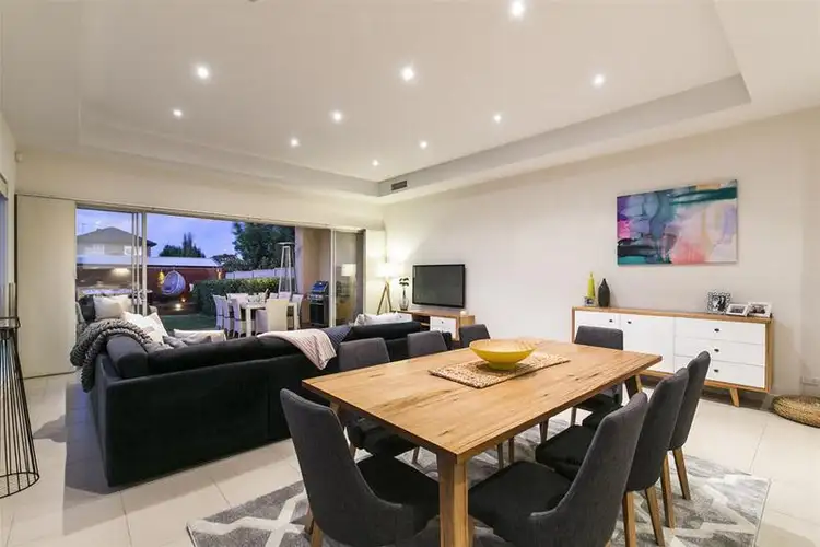 6 Henley Avenue, Henley Beach SA 5022