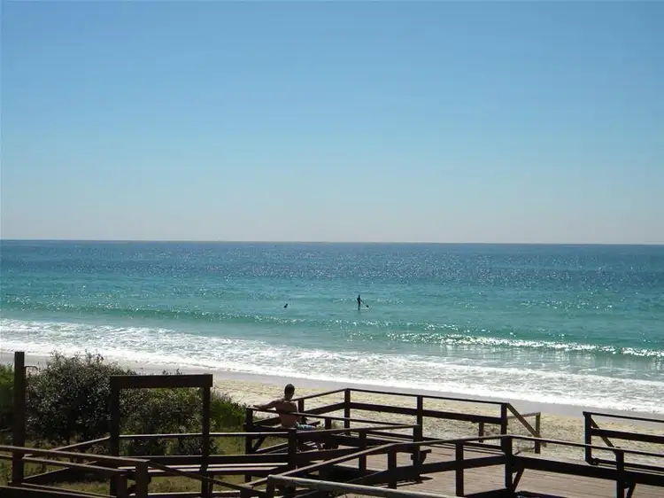 8/4 Mountain View Avenue, Miami QLD 4220