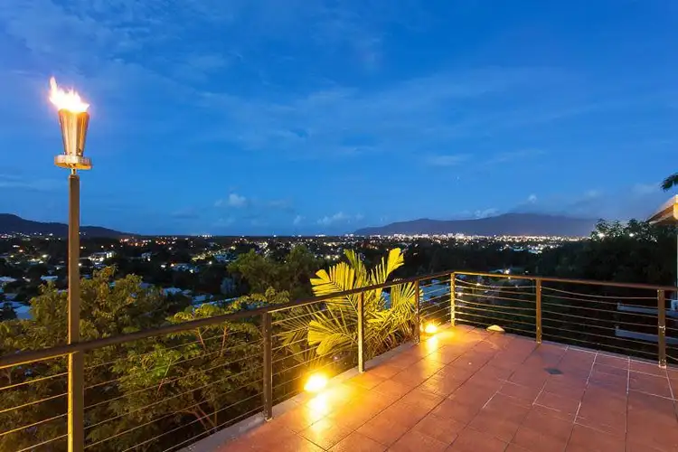 58 Koppen Terrace, Mooroobool QLD 4870