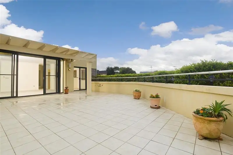 Main view of Homely unit listing, 20/47-49 Oaks Avenue, Dee Why NSW 2099