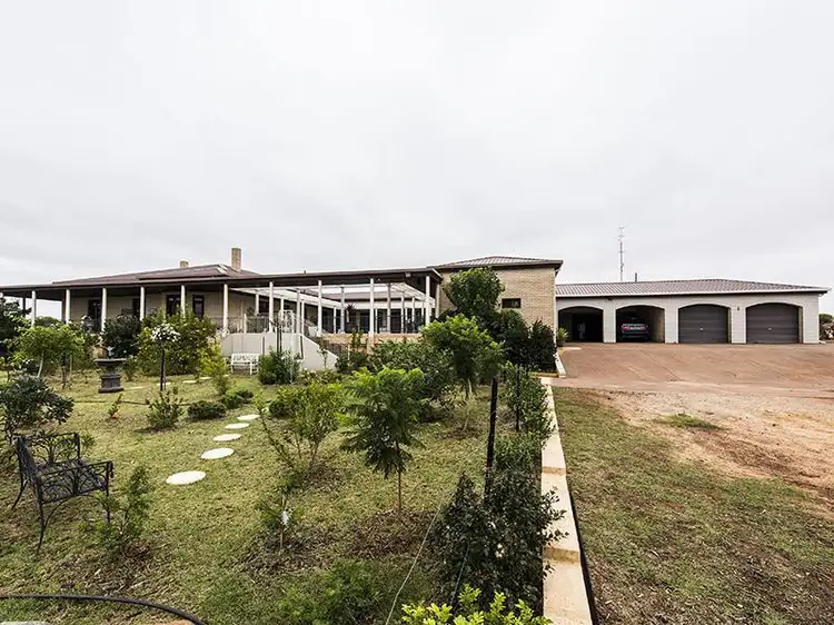 41 Fairway Bend, Northam WA 6401