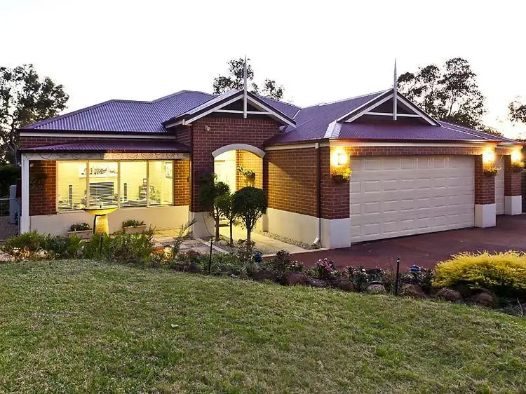 7 Aulini Drive, Bedfordale WA 6112