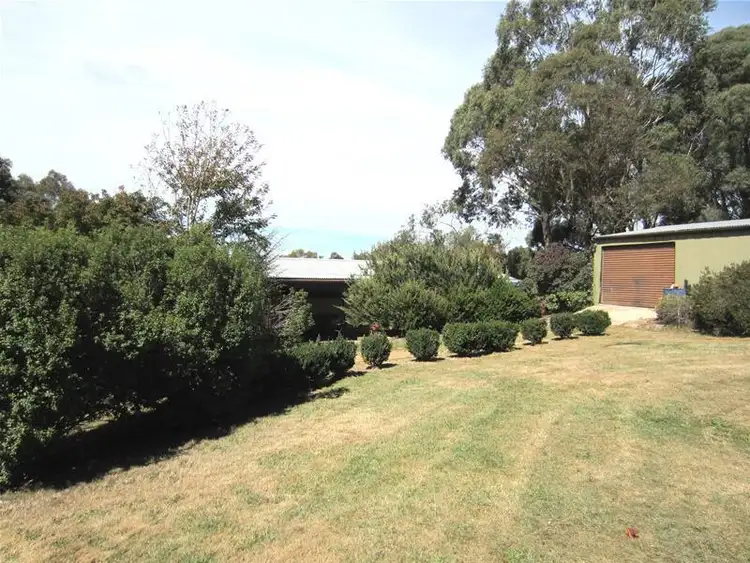 12 Blenheim Avenue, Oberon NSW 2787