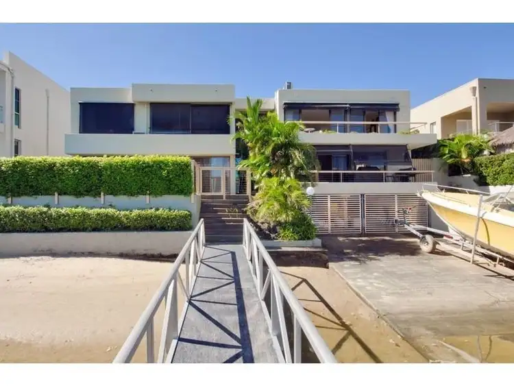 Main view of Homely house listing, 32 Buccaneer Court, Paradise Waters QLD 4217