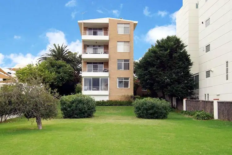 11/18 The Avenue, Crawley WA 6009