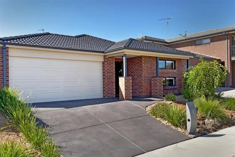 4 Headland Drive, Leopold VIC 3224
