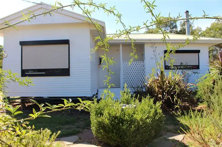 36 Wood Street, Gilgai NSW 2360