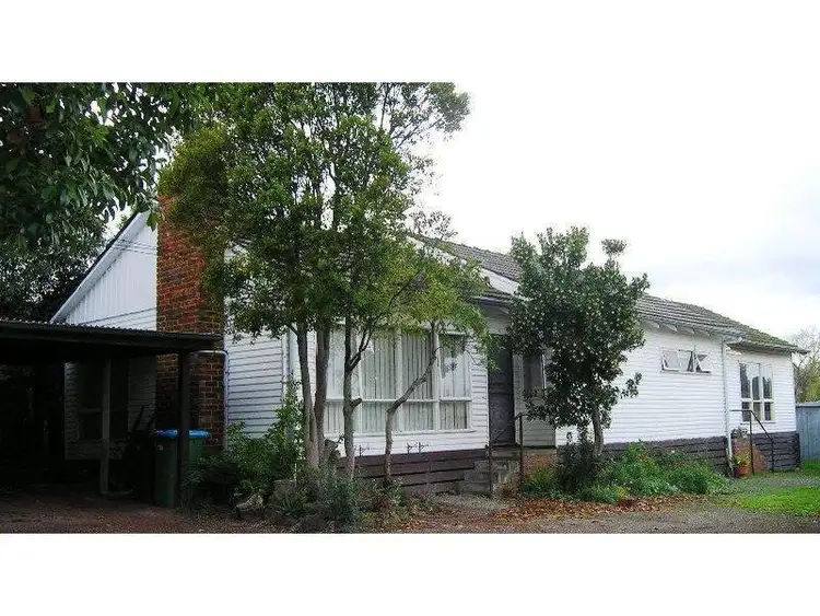 13 Charles Street, Ringwood East VIC 3135