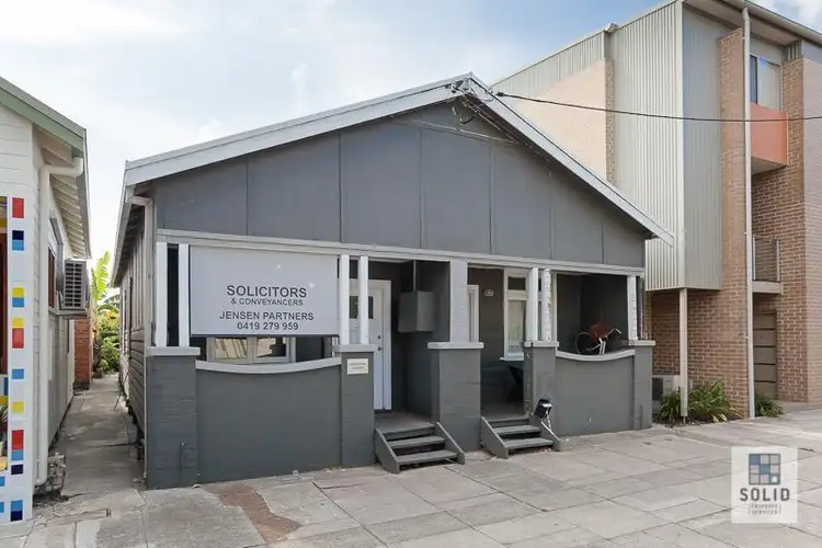 122 Young Street, Carrington NSW 2294