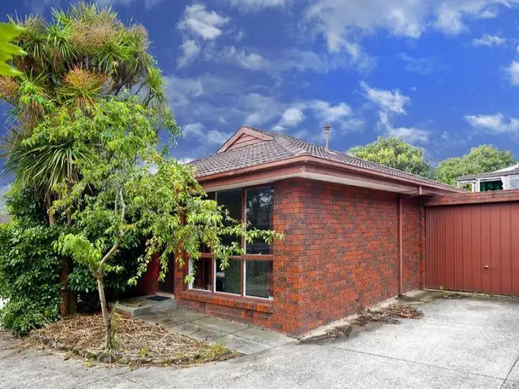 Main view of Homely unit listing, 2/16 Greenwood Street, Ringwood VIC 3134
