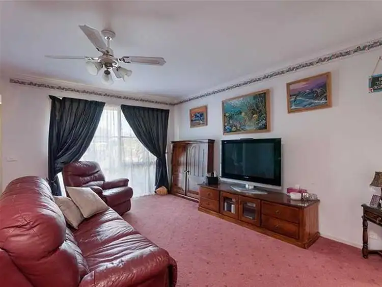 Second view of Homely house listing, 4 Winged Foot Court, Sunbury VIC 3429