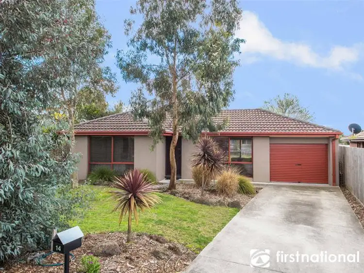 14 Catherine Edey Place, Hampton Park VIC 3976
