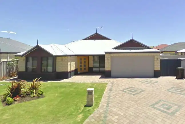 4 Tamarama Street, Secret Harbour WA 6173