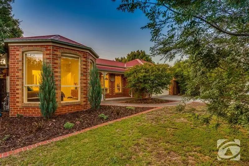 Main view of Homely house listing, 6 Lancelot Court, Hillside VIC 3037