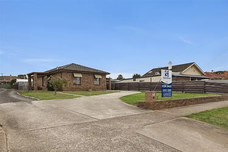 15 George Road, Ararat VIC 3377