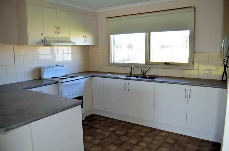 Fifth view of Homely house listing, 8 Boronia Drive, Cullulleraine VIC 3496