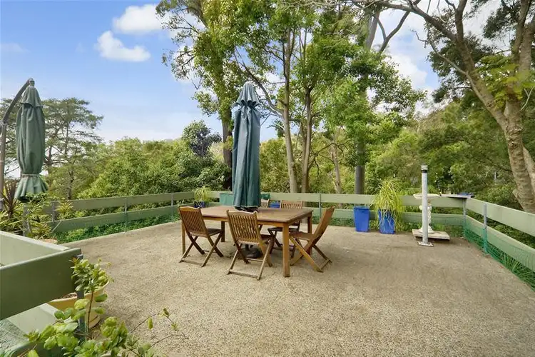 Third view of Homely house listing, 10 Sunnyridge Place, Bayview NSW 2104