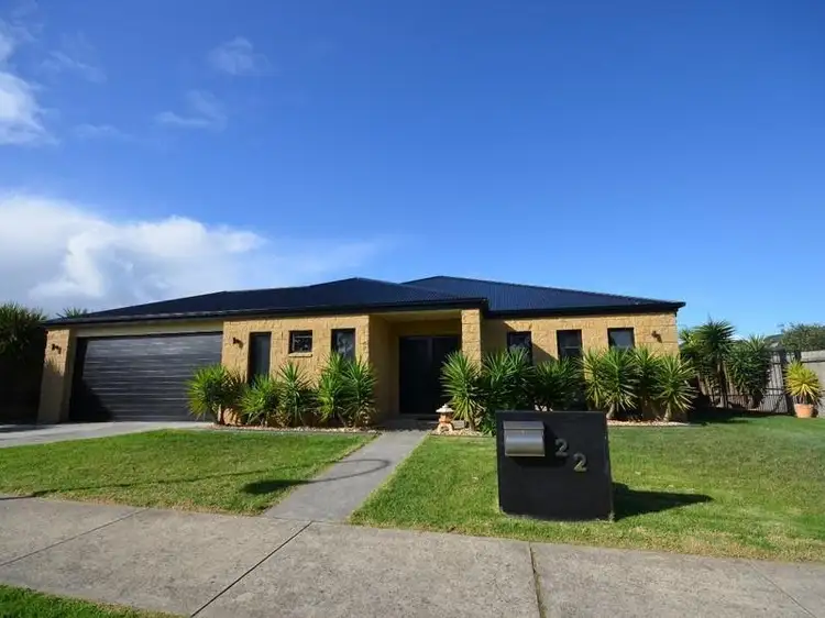 22 Albert Ruttle Drive, Inverloch VIC 3996