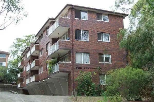 4/21 Lachlan Avenue