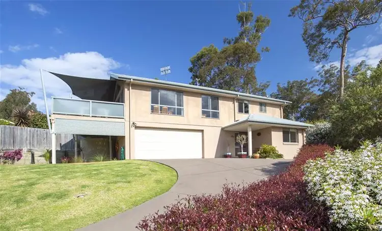 1/3a Eric Fenning Drive, Surf Beach NSW 2536