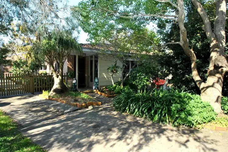 40 Orient Avenue, Orient Point NSW 2540