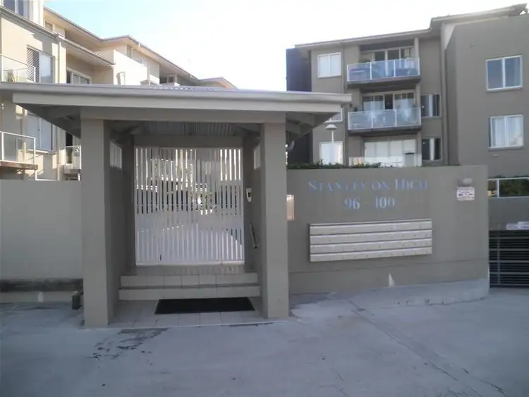 205 B/96 High Street, Southport QLD 4215